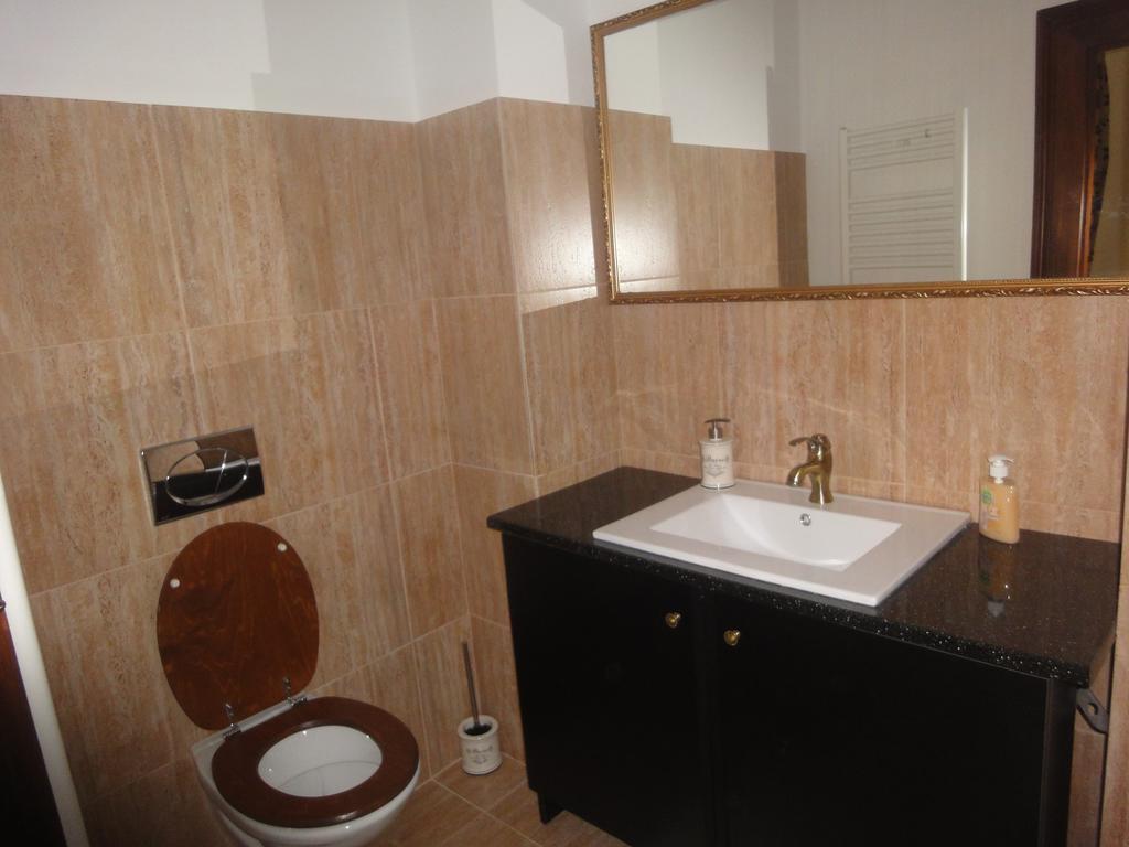 Luxury Central Apartment In ซีบิว ภายนอก รูปภาพ